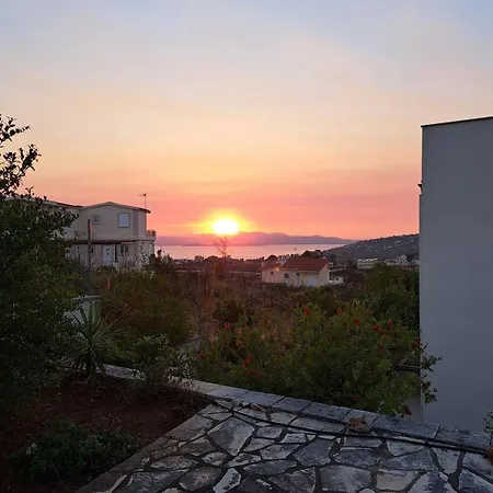 Seaview Theologos * Θεολόγος